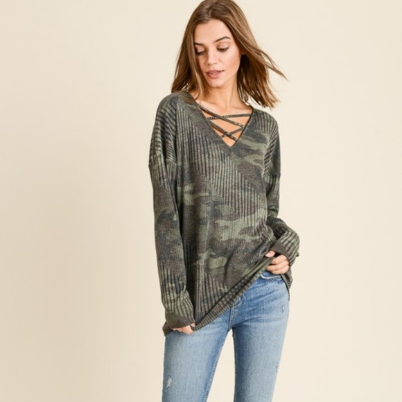 LAST 1! Camo criss cross ribbed tunic - Picture 7 of 7
